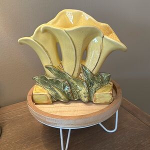 Vintage Rare McCoys 1950’s Yellow Triple Calla Lily’s Pottery Vase/ Planter